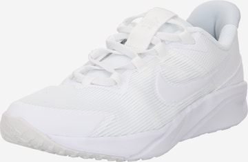 NIKE Sportschoen 'Star Runner 4' in Wit: voorkant