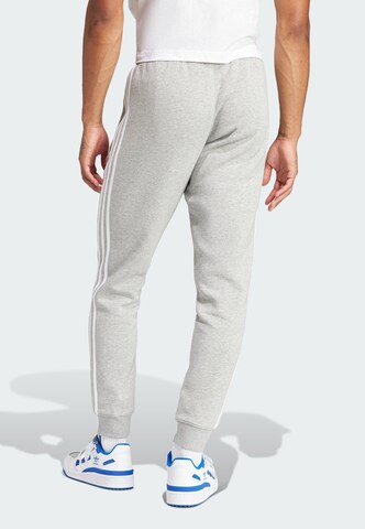 ADIDAS ORIGINALS Tapered Παντελόνι 'Adicolor' σε γκρι