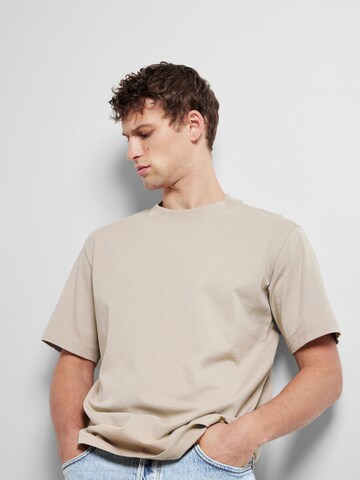 T-Shirt 'COLMAN200' SELECTED HOMME en gris