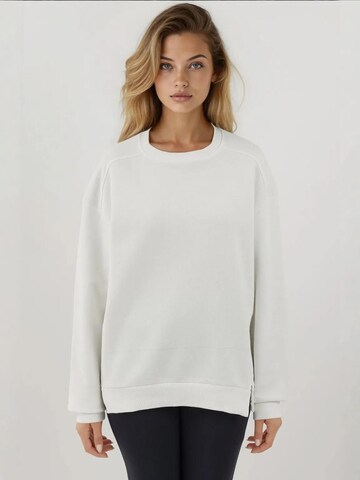 Hiccup Sweatshirt in Weiß: Vorderseite