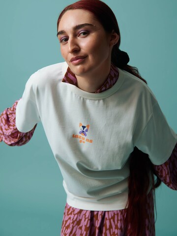 DillySocks T-Shirt 'Do Not Disturb' in Weiß