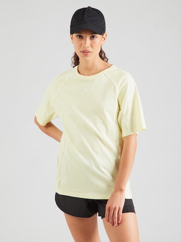 T-shirt fonctionnel PUMA en jaune : devant