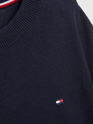 TOMMY HILFIGER Sweater in Blue