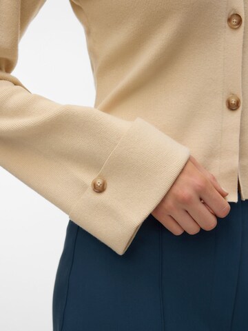VERO MODA Gebreid vest 'AWHanna' in Beige
