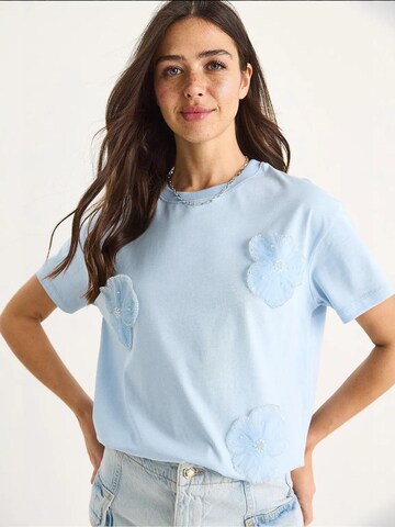 Maglietta di Bianco Lucci in blu