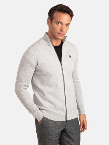 Jacey Quinn Cardigan i grå