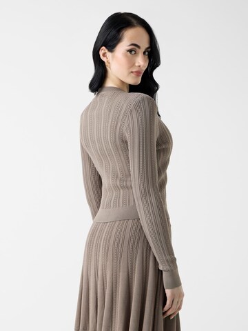 GUESS Strickjacke 'Carmen' in Beige