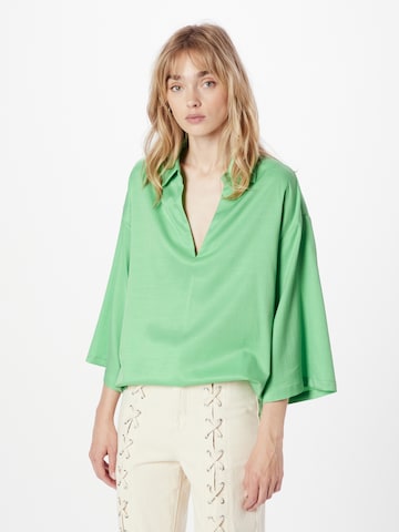 Camicia da donna 'VISOLA' di SISTERS POINT in verde: frontale