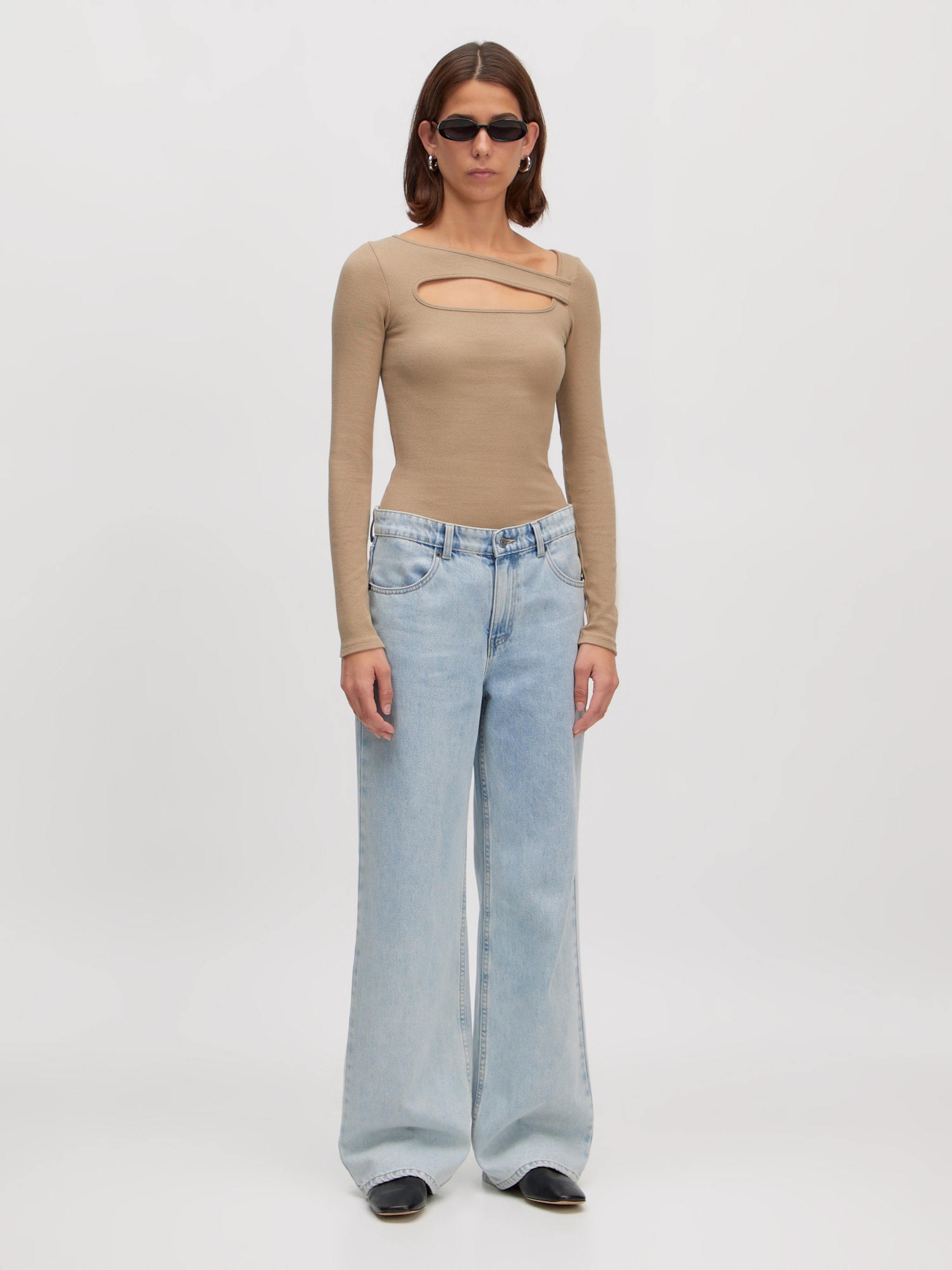 EDITED Producten Shirt 'Idalina' Taupe