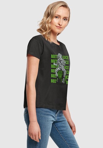 ABSOLUTE CULT Shirt 'Beetlejuice - Sitting' in Zwart