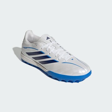 ADIDAS PERFORMANCE - Chuteira 'Copa Pure IV League' em branco