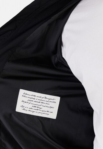 Kleinigkeit Between-Season Jacket in Black