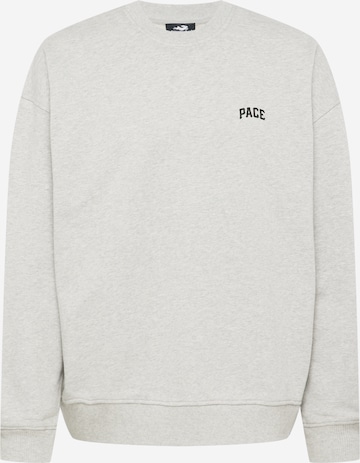 Pacemaker Sweatshirt 'Casper' in Grey: front
