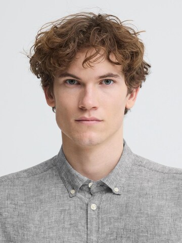 Regular fit Camicia 'CFAnton' di Casual Friday in grigio