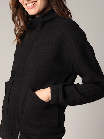 Deeluxe Übergangsjacke‌‌‌‌‌‌ in Schwarz