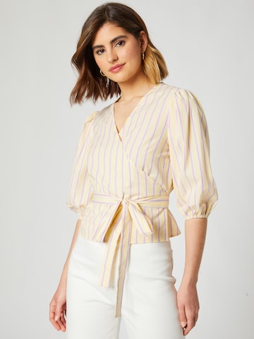 Guido Maria Kretschmer Women Blouse 'Roberta' in Yellow: front