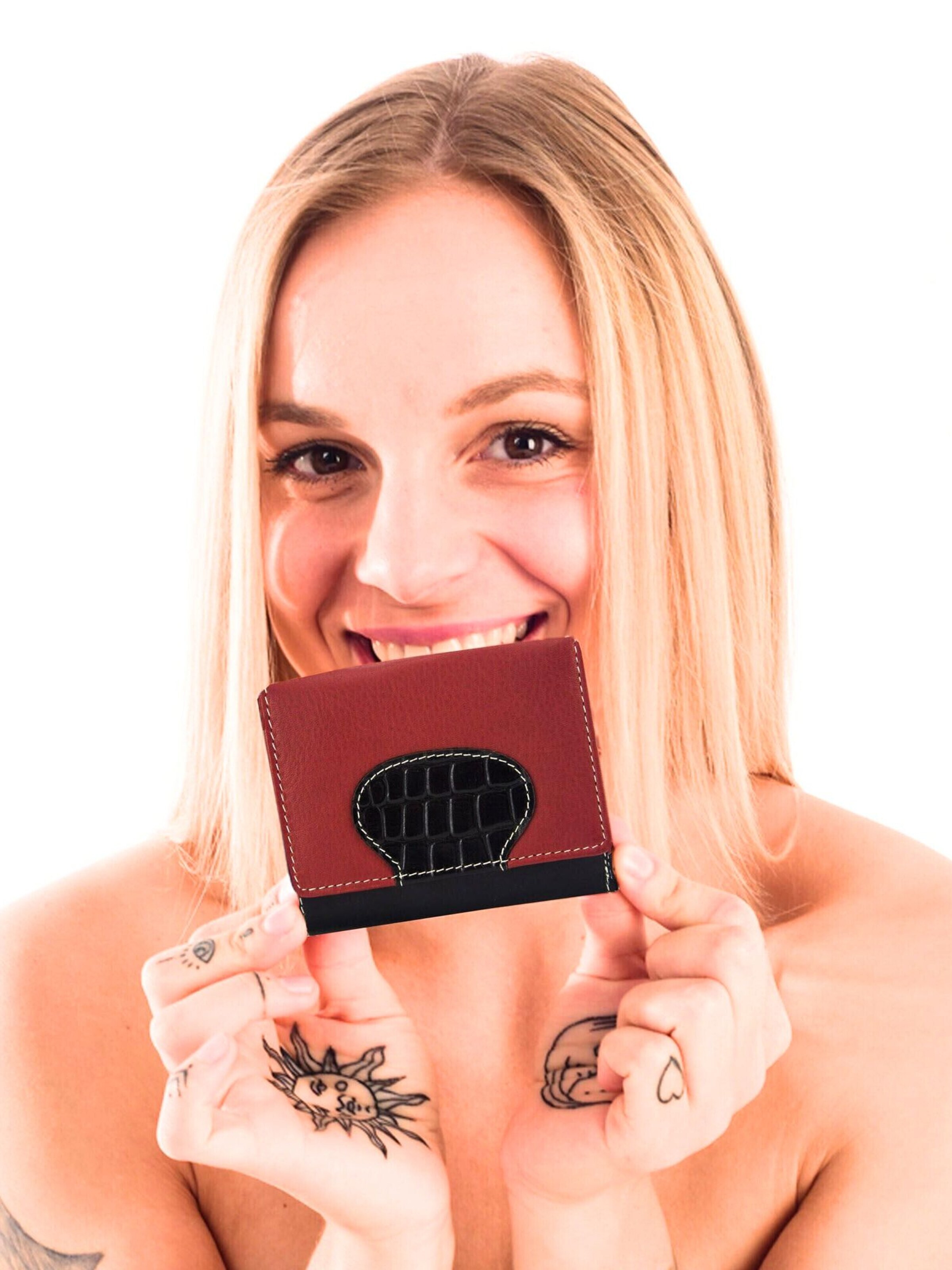 Sunsa Wallet in Black: front