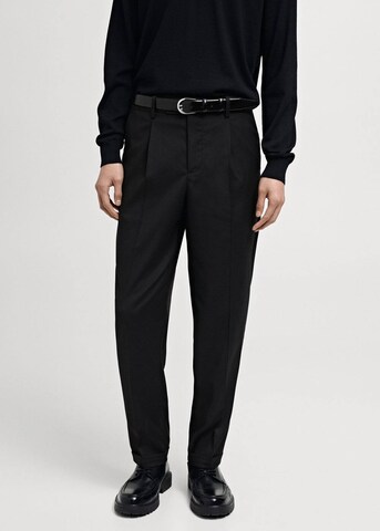 MANGO MAN Slim fit Pleat-Front Pants 'Boston' in Black: front