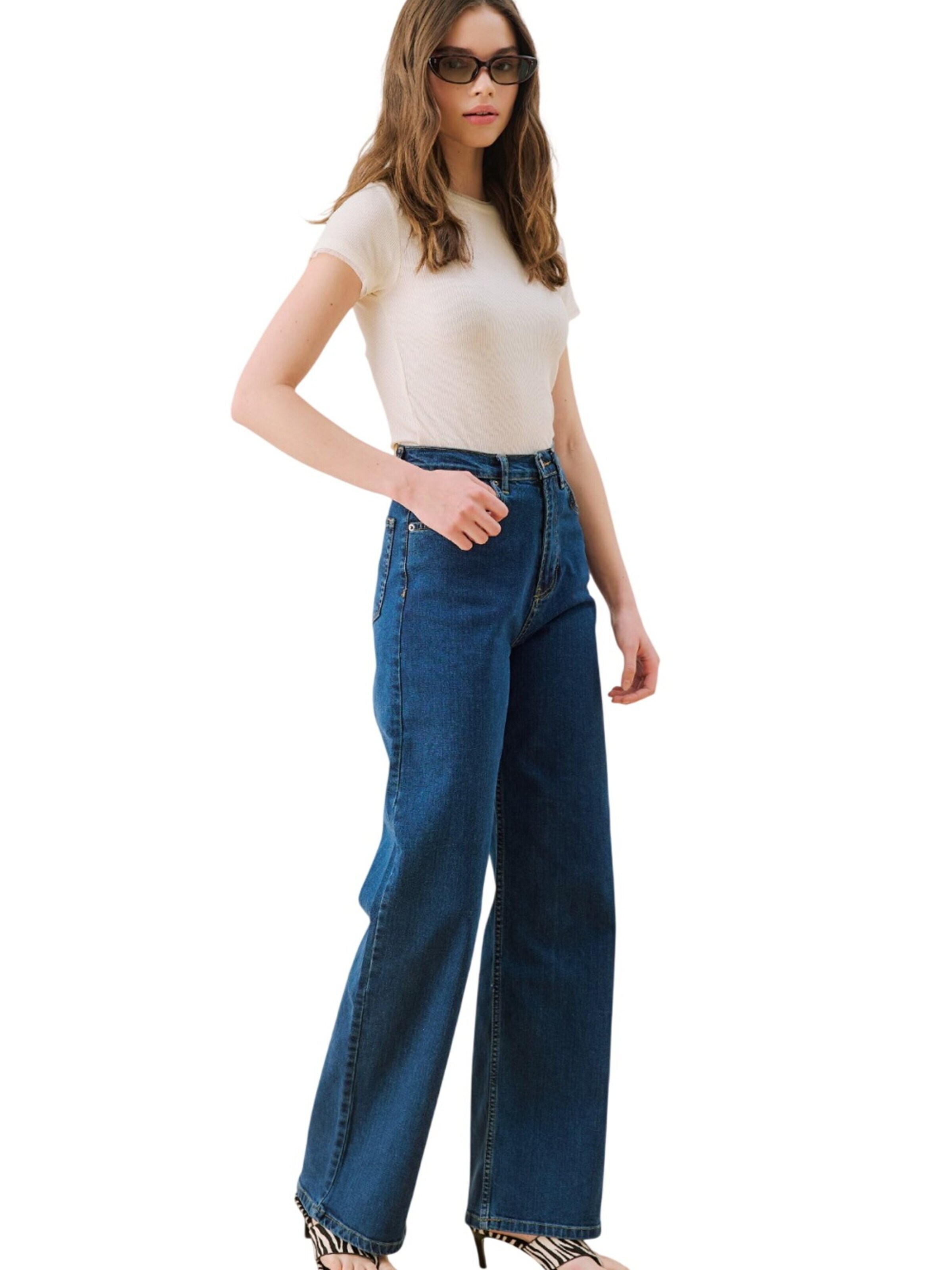 MANUKA Regular Jeans‌‌‌‌‌ in Blau