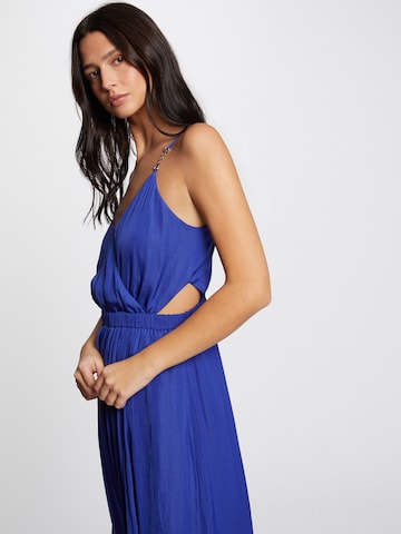 Morgan Koktejlové šaty – modrá
