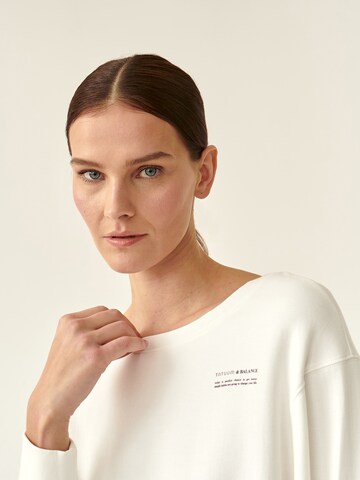 TATUUMSweater majica 'Tati' - bijela boja
