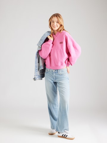 AMERICAN VINTAGE Sweatshirt 'PLIZZY' in Roze