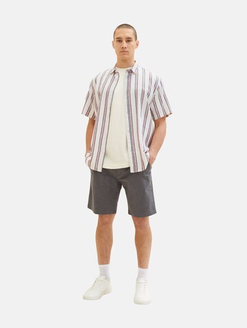 TOM TAILOR DENIM Regular Shorts in Grau