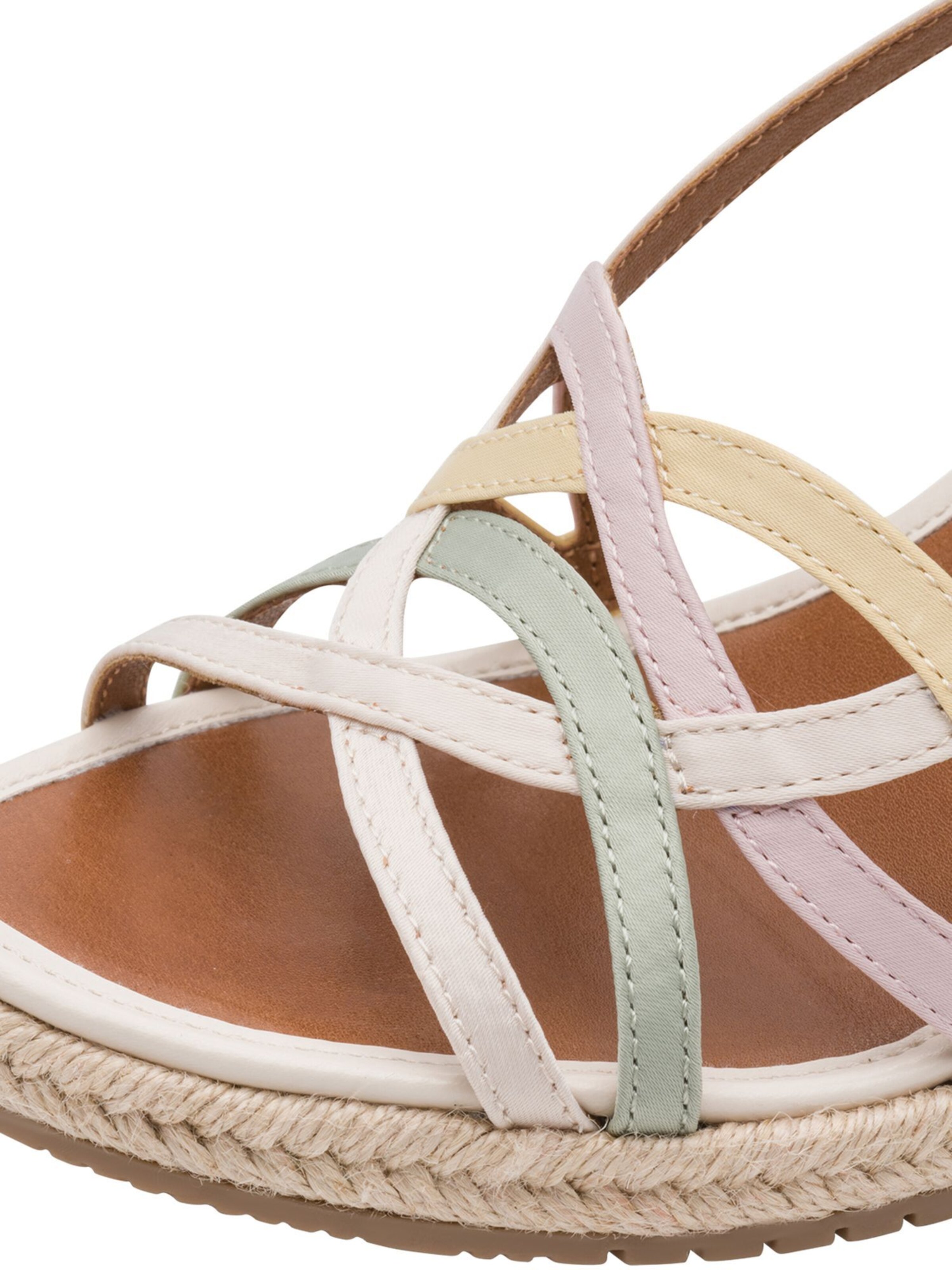 Tamaris Sandale in Beige