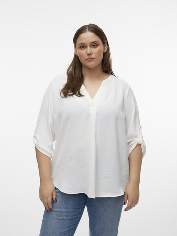 Chemisier Vero Moda Curve en blanc : devant