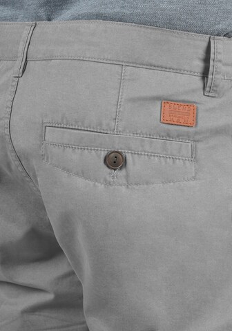 BLEND Regular Chinoshorts 'Kankuro' in Grau