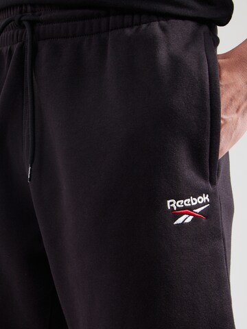 Reebok regular Παντελόνι φόρμας 'Identity' σε μαύρο