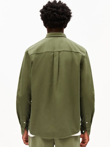 Fit confort Chemise ARMEDANGELS en vert