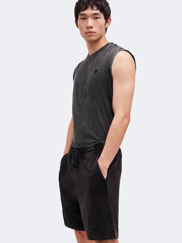 Regular Pantaloni de la Champion pe negru