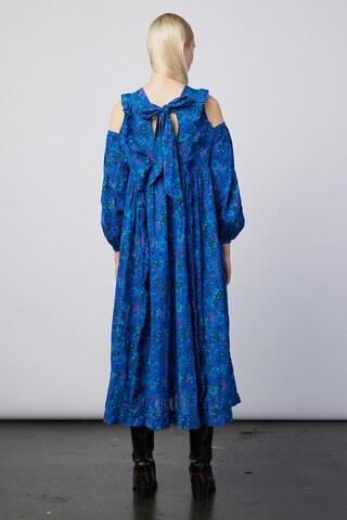 Robe 'Wren' Damson Madder en bleu