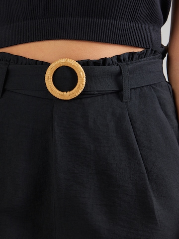 Sublevel - Loosefit Calças com pregas em preto