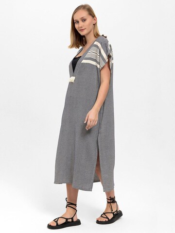 Robe 'Margarita' Ikigai the City en noir