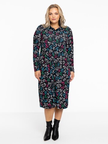 Yoek Shirt Dress in Black