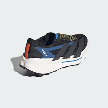Chaussure de course ADIDAS TERREX en noir
