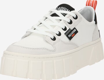 Baskets basses Palladium en blanc : devant