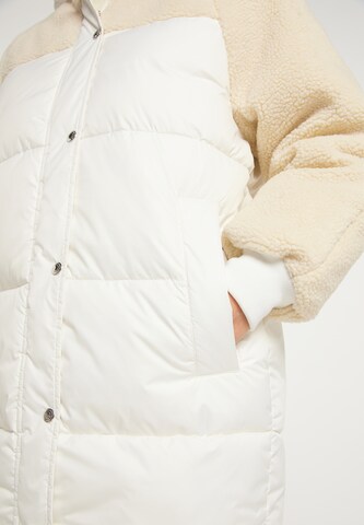 MYMO Winter Coat in White