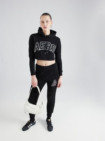 AÉROPOSTALE Sweatshirt i svart