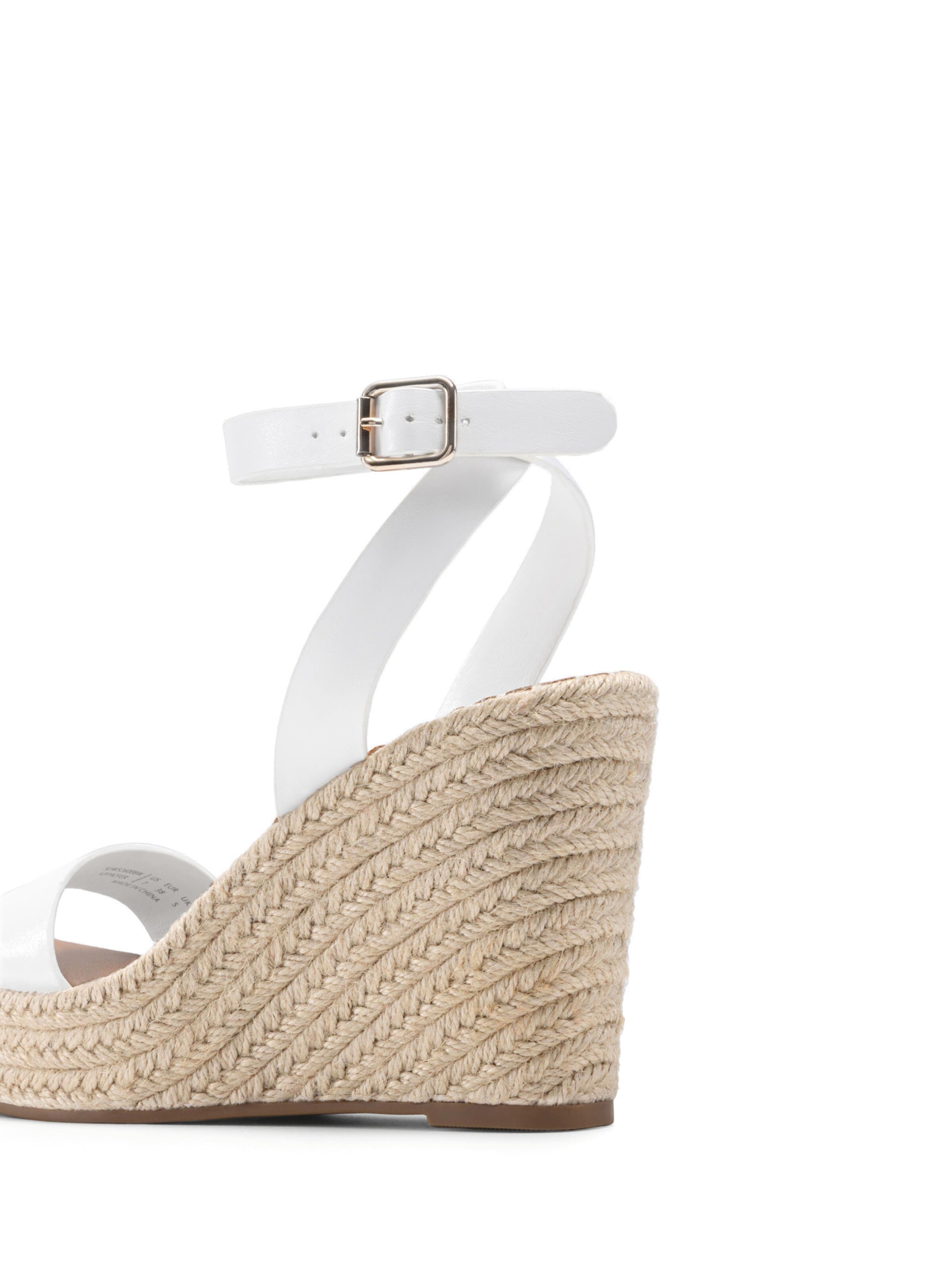 Dream Pairs Sandals in White