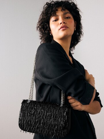 Next Schultertasche in Schwarz