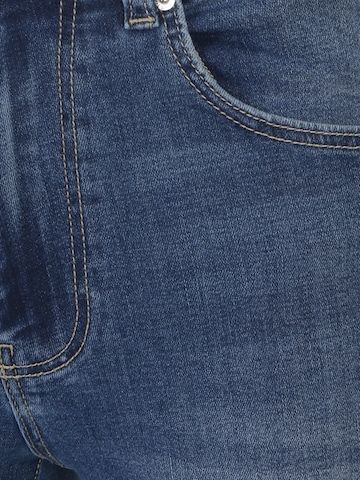 Vero Moda Petite Flared Jeans 'Selina' in Blue
