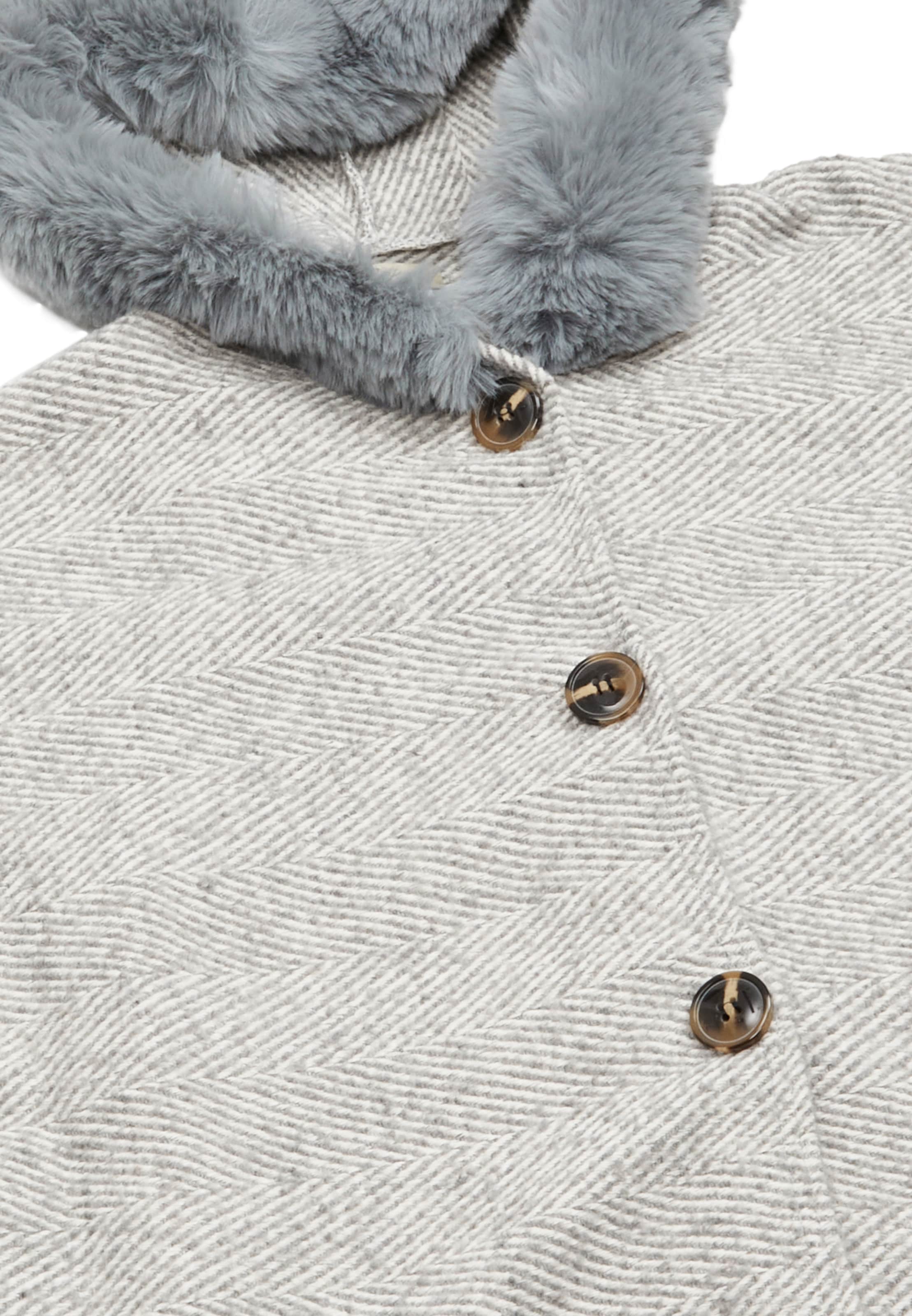 FRAULLY Cape in Beige