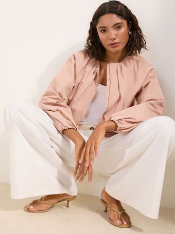 Friends Like These Jacke in Pink