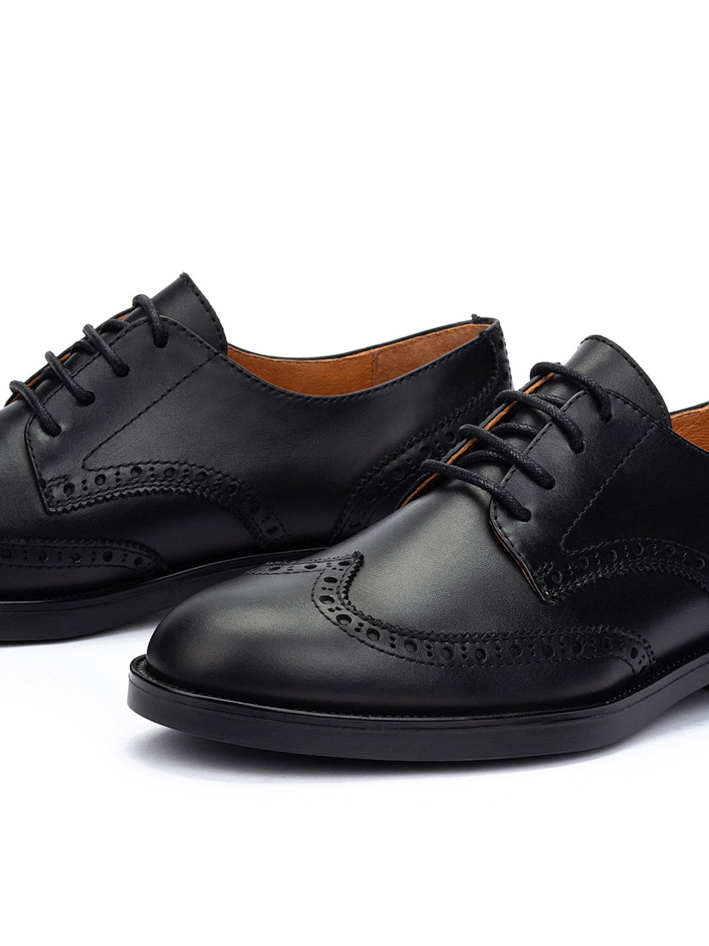 PIKOLINOS - Zapatos con cordón 'Puertollano' en negro