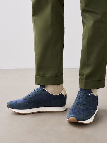 Next Sneakers in Blue