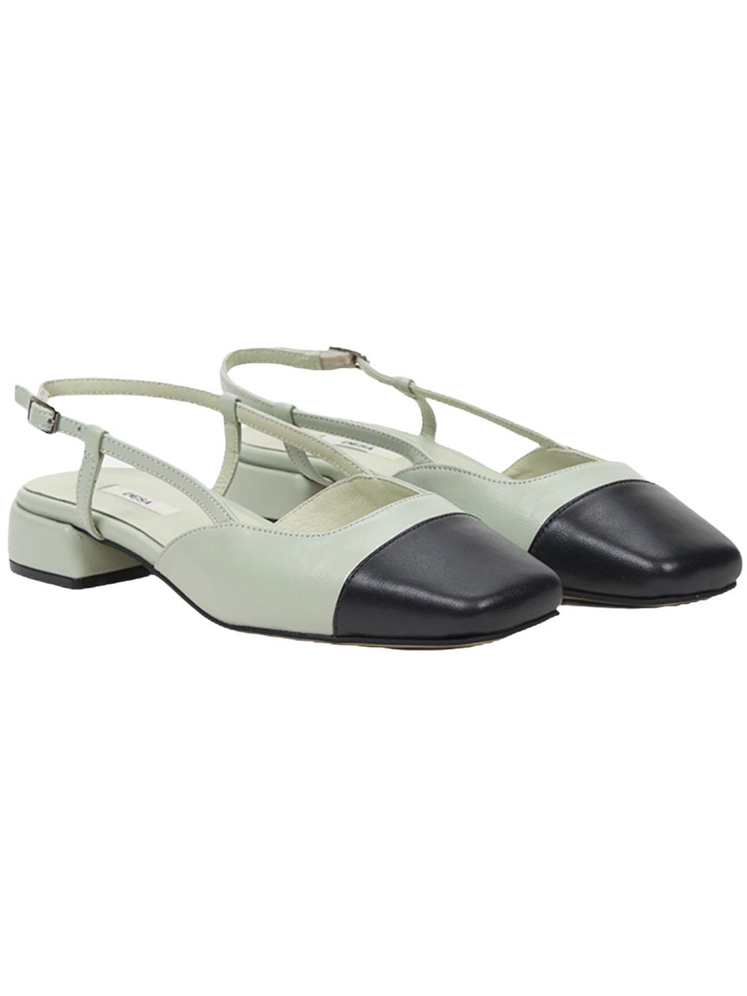 Desa Ballet Flats in Green