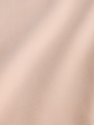 Next - Panti en negro